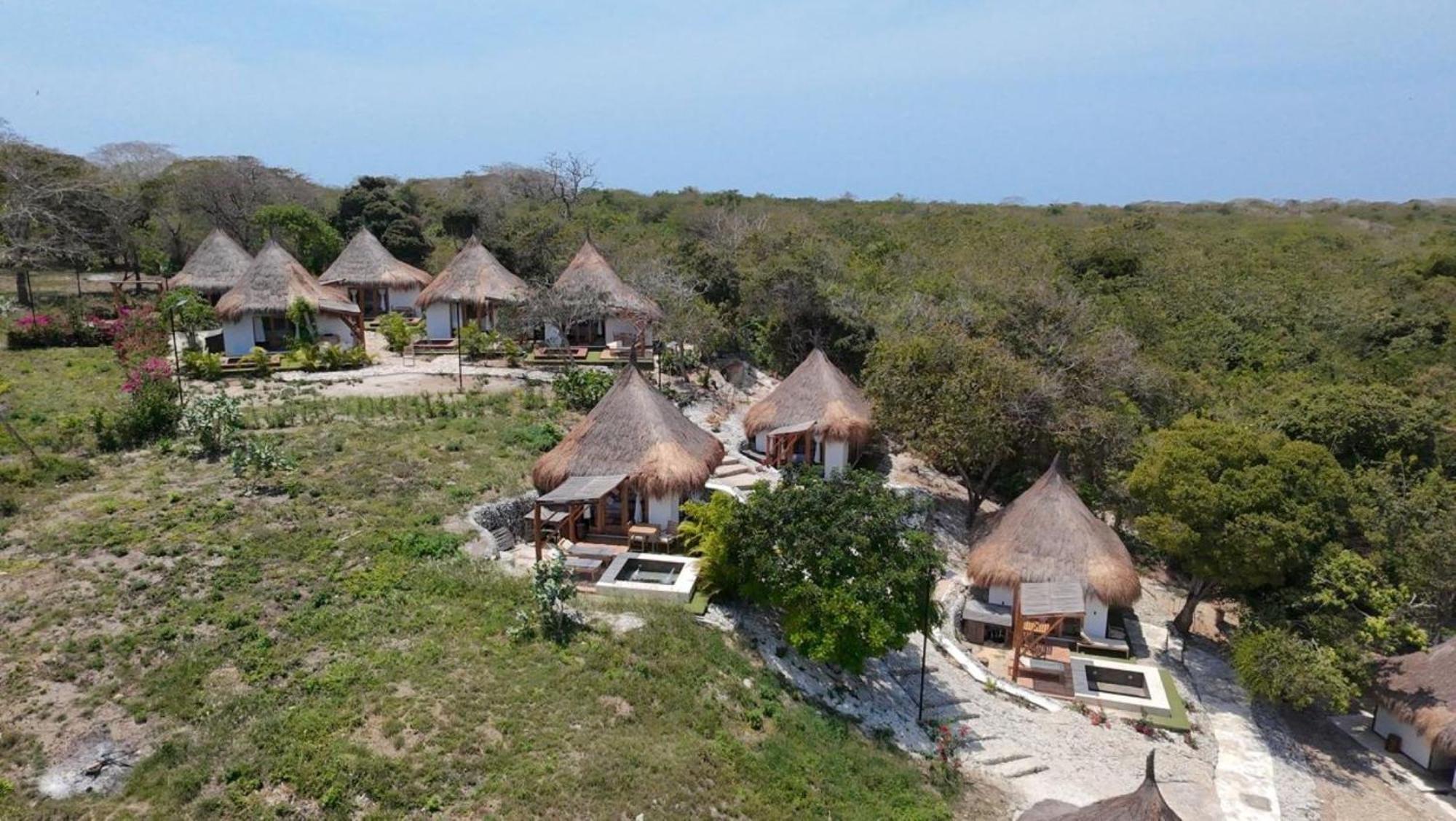 Amalife Beach Club & Hotel Tierra Bomba Zewnętrze zdjęcie
